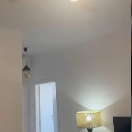 Durazzo Polisi i Vogel
